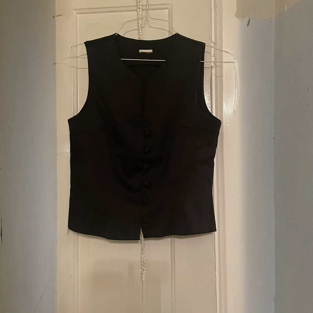 Fitted Black Vest